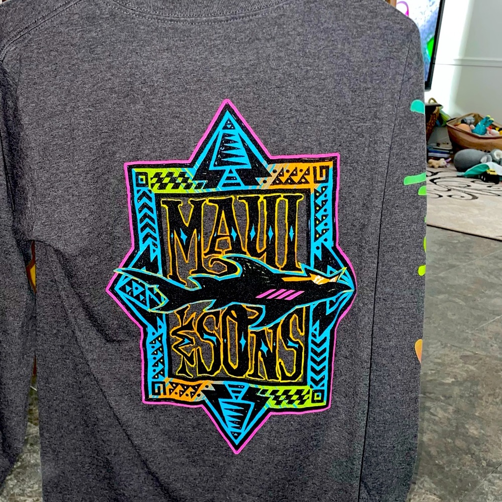 Women’s Maui&Sons long sleeve
